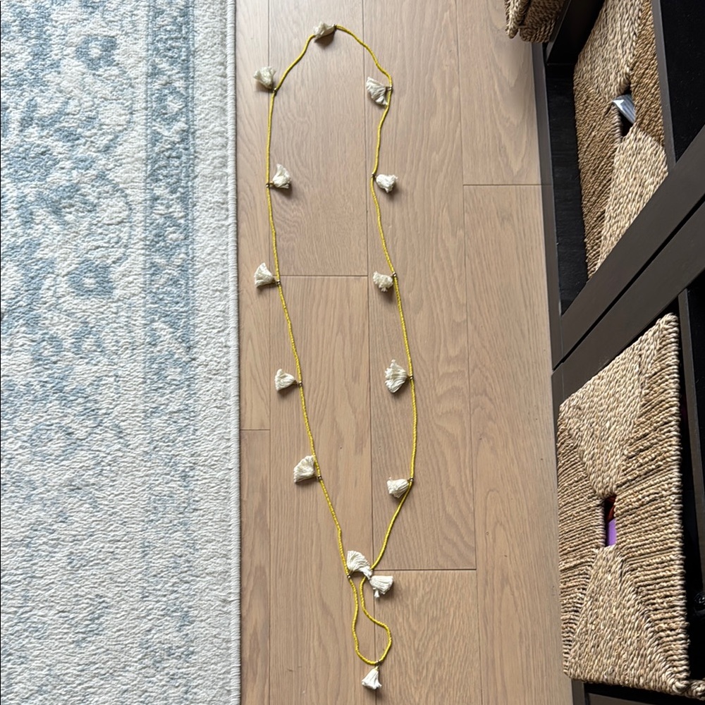 Elegant Yellow and White Tassel Necklace